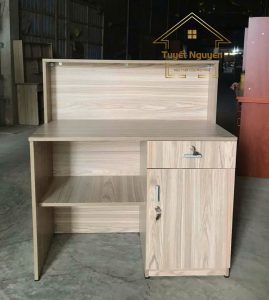 quầy lễ tân cần thơ