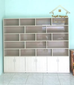 tủ trưng bày mỹ phẩm