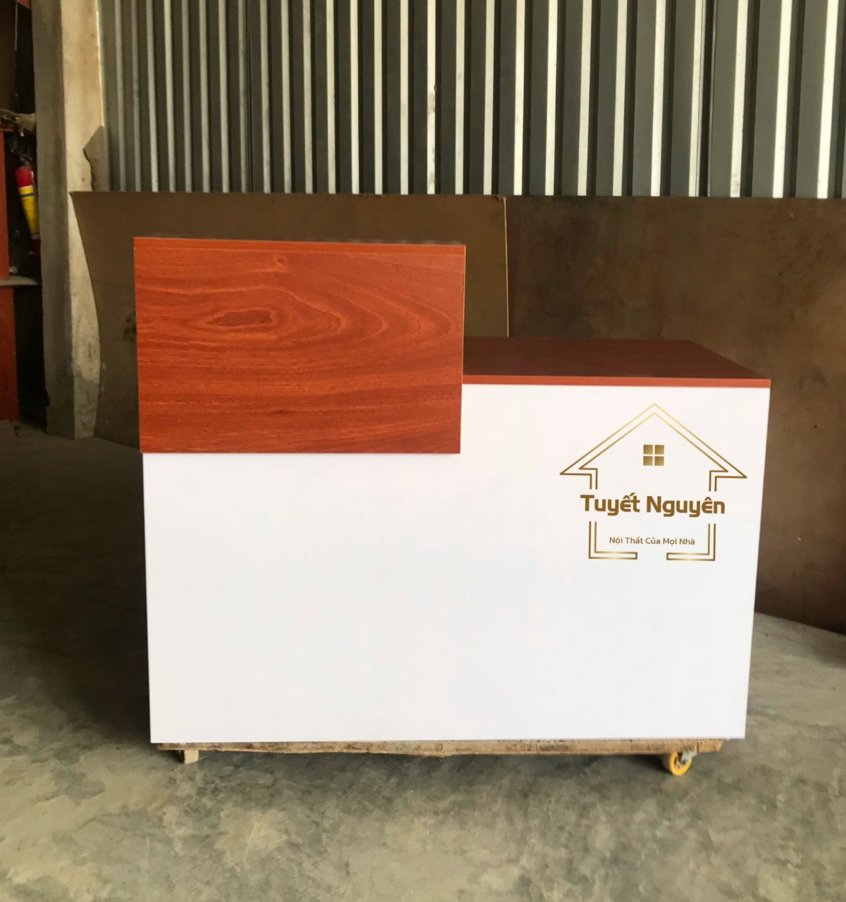 quay-le-tan-tai-can-tho quầy lễ tân tại cần thơ