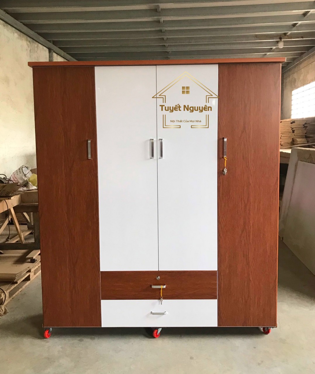 tu-quan-ao-4-canh-gia-re tủ quần áo 4 cánh giá rẻ