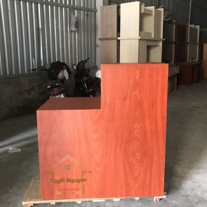 quầy tính tiền giá rẻ 1m