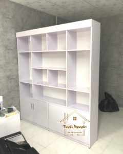 tủ trưng bày tiệm tóc