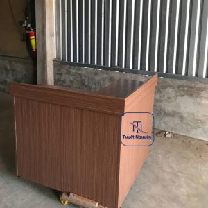 quầy lễ tân chữ L đơn giản